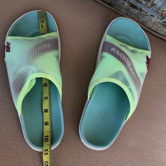 New Balance 360 Women's White/Mint/Magenta/Surf Slide Sandal Size 10 - Picture 10 of 11